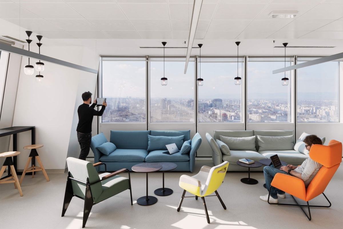 讓年輕人喜歡的上海辦公室裝修且實用辦公空間設計欣賞1000㎡9 讓年輕人喜歡的上海辦公室裝修且實用辦公空間設計欣賞1000㎡9